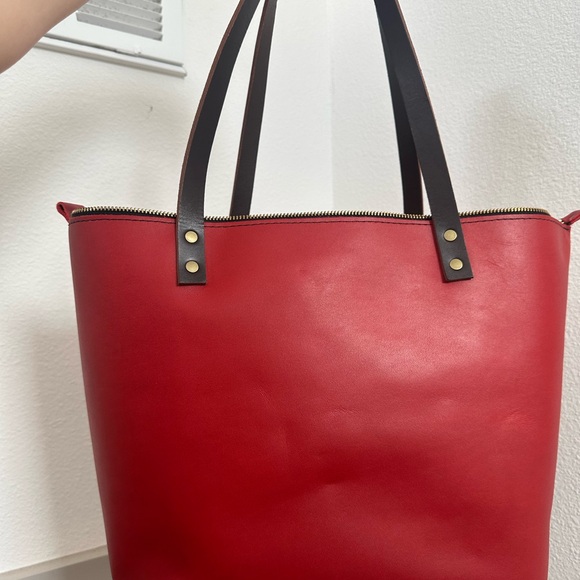 🦄 Portland Leather Ruby Tote - zipper, large, limited edition - Picture 2 of 4